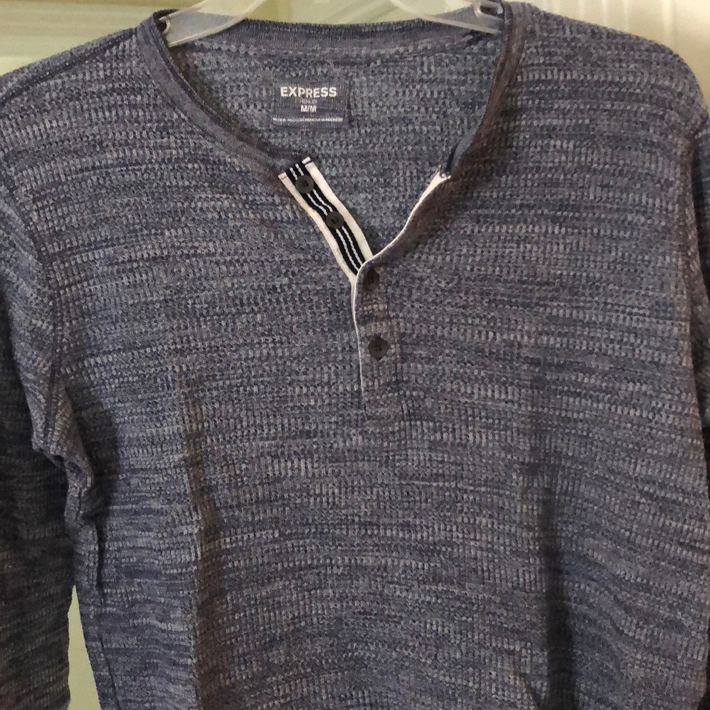 Long sleeve t shirt
